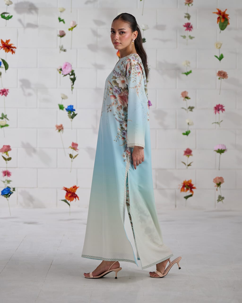 Aqua Bloom Elegance – 3 Piece Suit