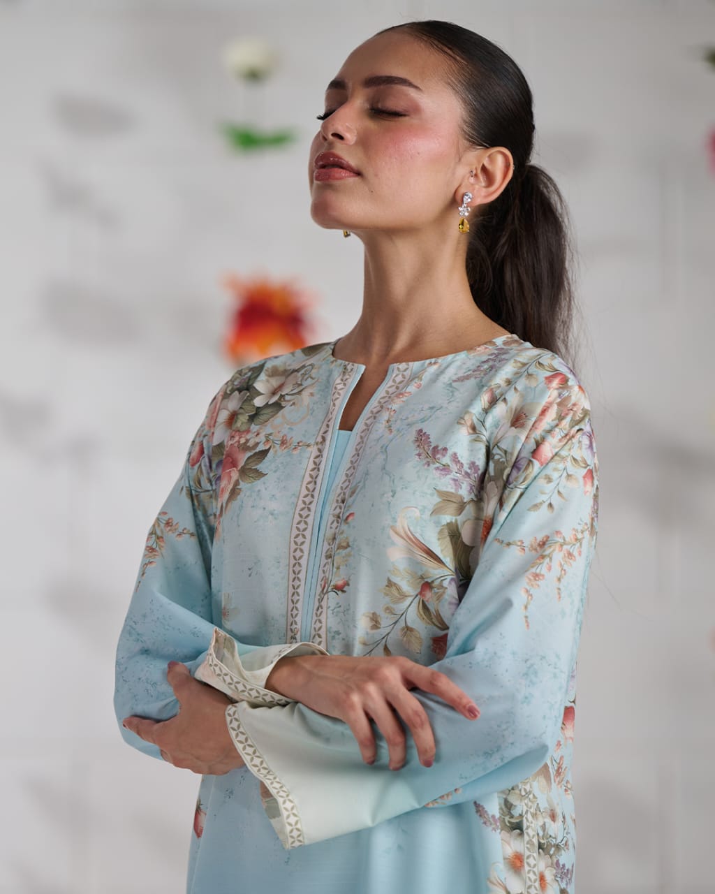 Aqua Bloom Elegance – 3 Piece Suit