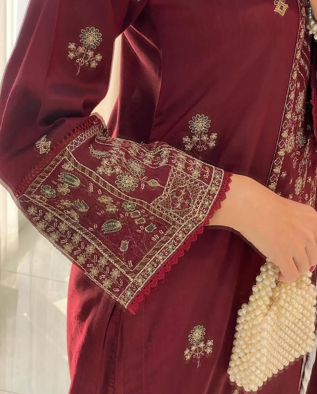 Embroiderd designs 3pieces suit
