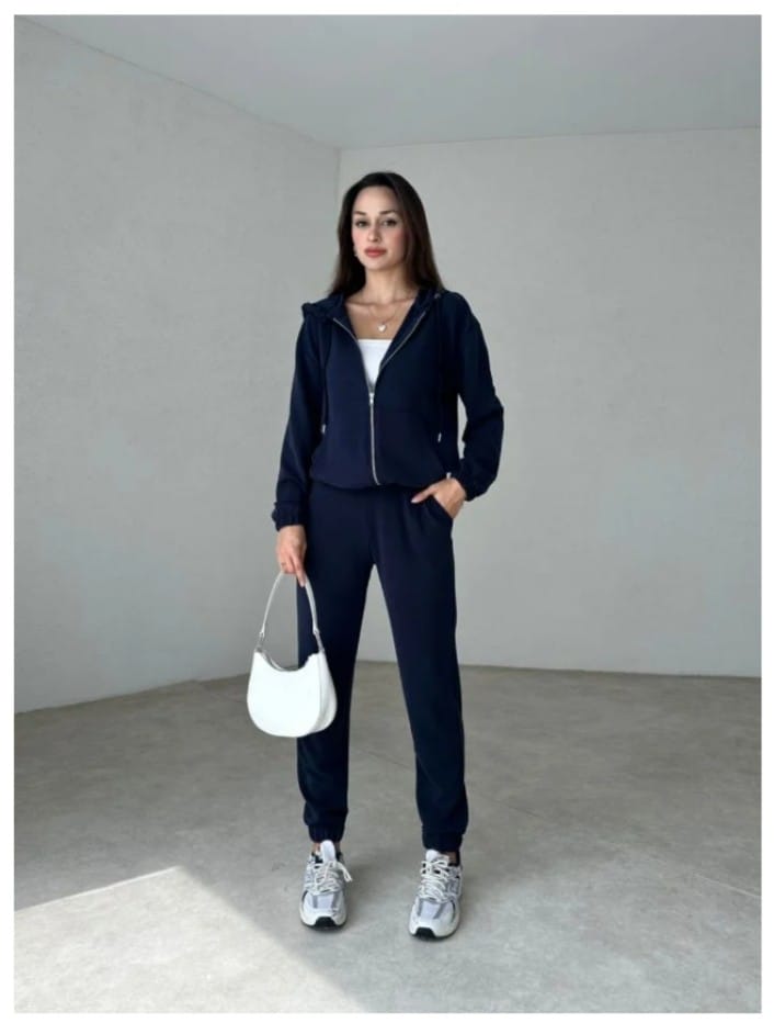 Women Winter Hoodie & Trouser Track Suit