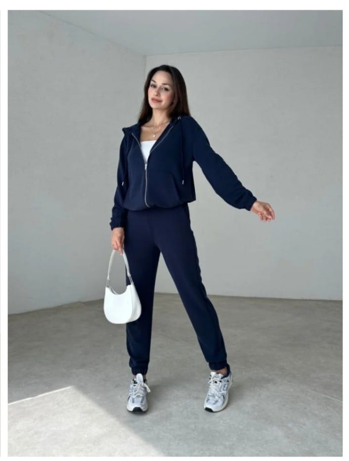 Women Winter Hoodie & Trouser Track Suit